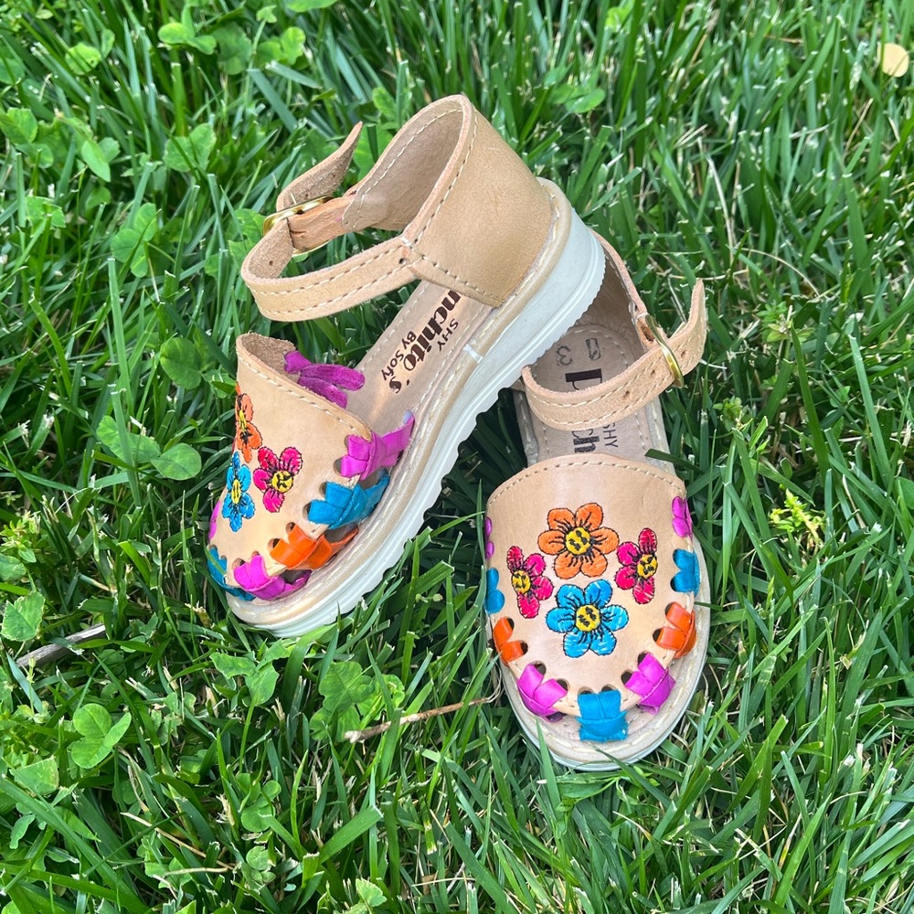 Flowers girls huaraches